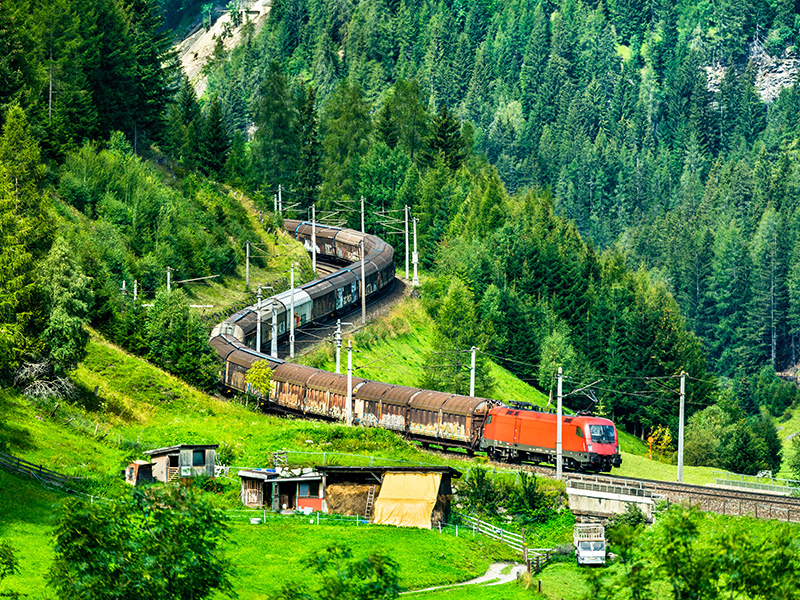 Atravesando los Alpes austriacos en tren
